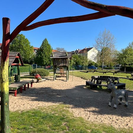Fewo "Franzi" 5 Personen, Zentrale Lage, Parkplatz Dessau-Rosslau Kültér fotó