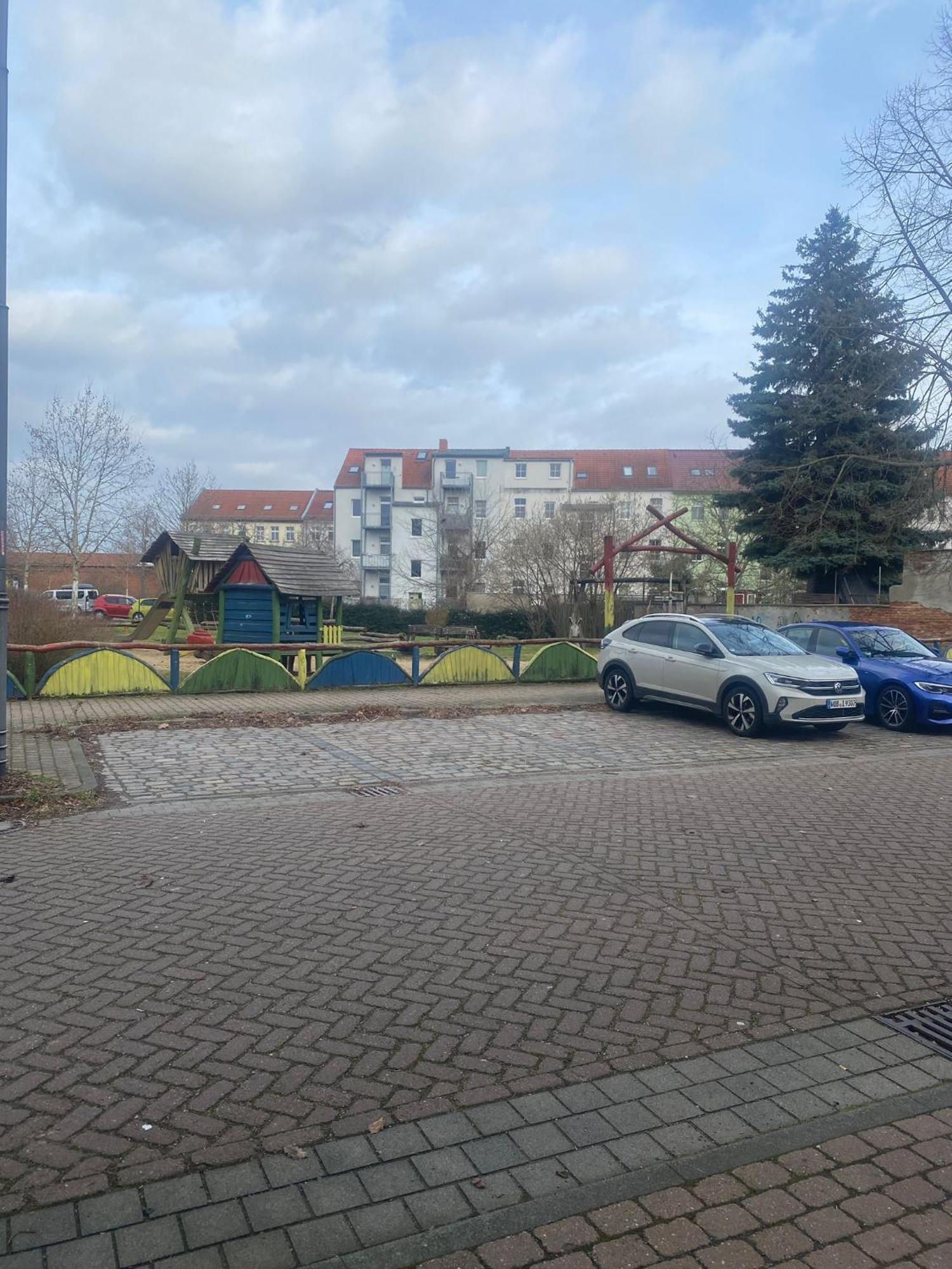 Fewo "Franzi" 5 Personen, Zentrale Lage, Parkplatz Dessau-Rosslau Kültér fotó